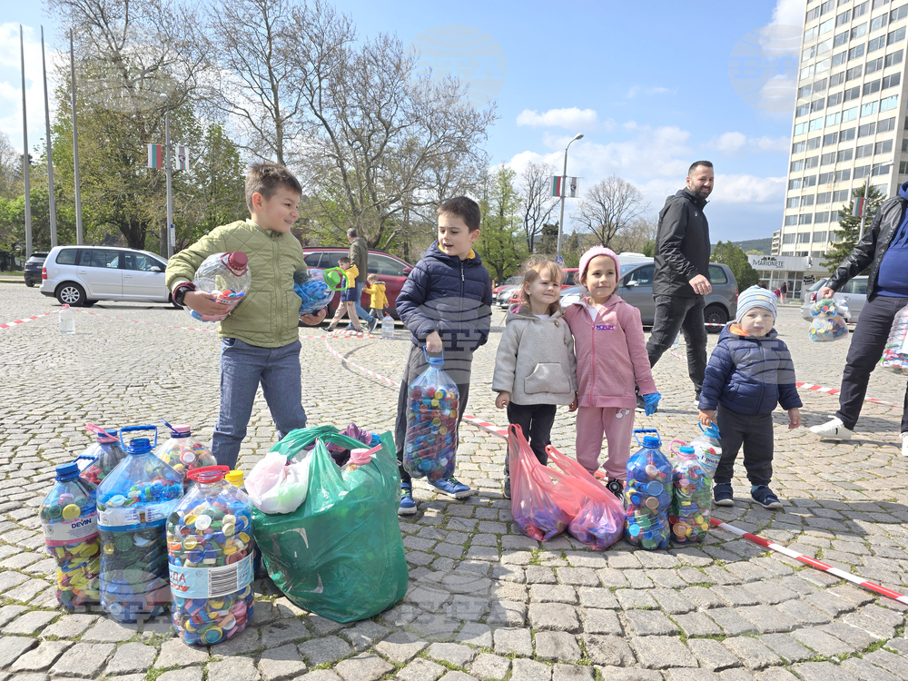 Сливен - „Капачки за бъдеще“ - кампания