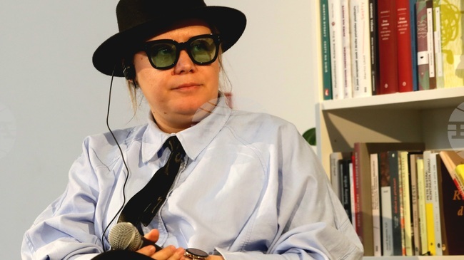 Нобеловата лауреатка Малала Юсафзай препоръча шест книги за свободата и избора на собствен път, сред които и „Остайница“ на Рене Карабаш
