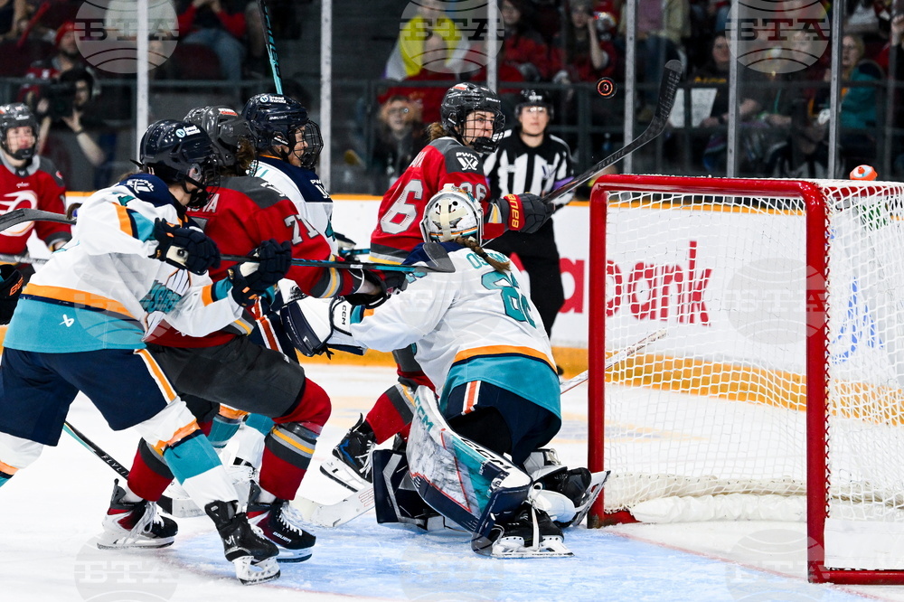 PWHL Sirens Charge Hockey