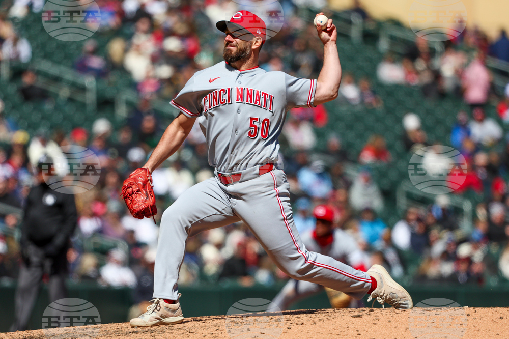 Reds Twins Baseball