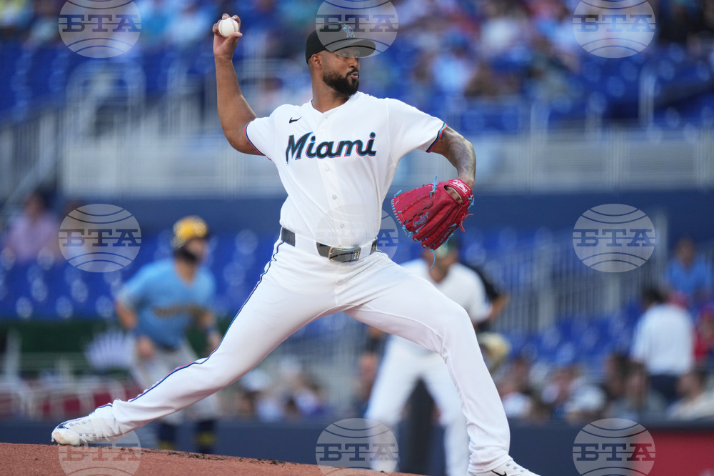 Brewers Marlins Baseball