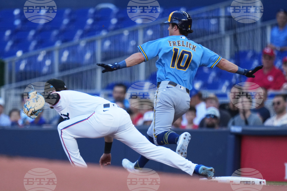 Brewers Marlins Baseball