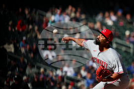 Reds Twins Baseball