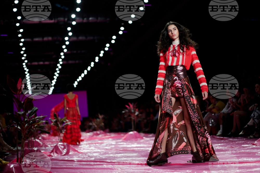 Brazil Fashion Isabela Capeto