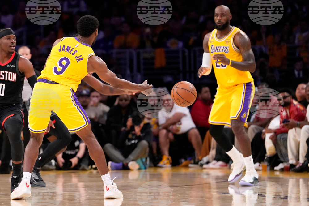 Rockets Lakers Basketball