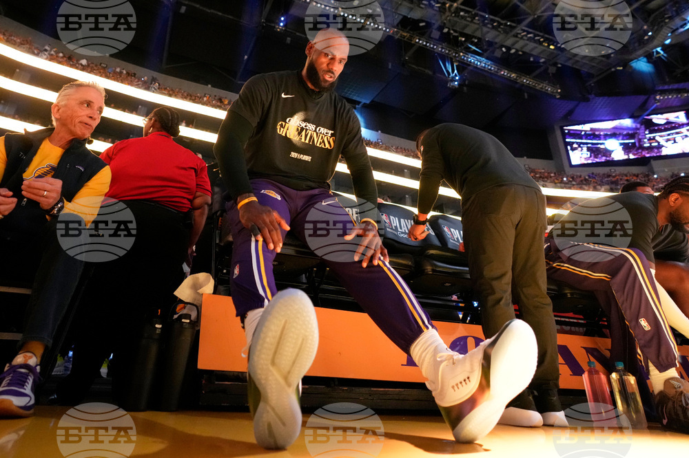 Rockets Lakers Basketball