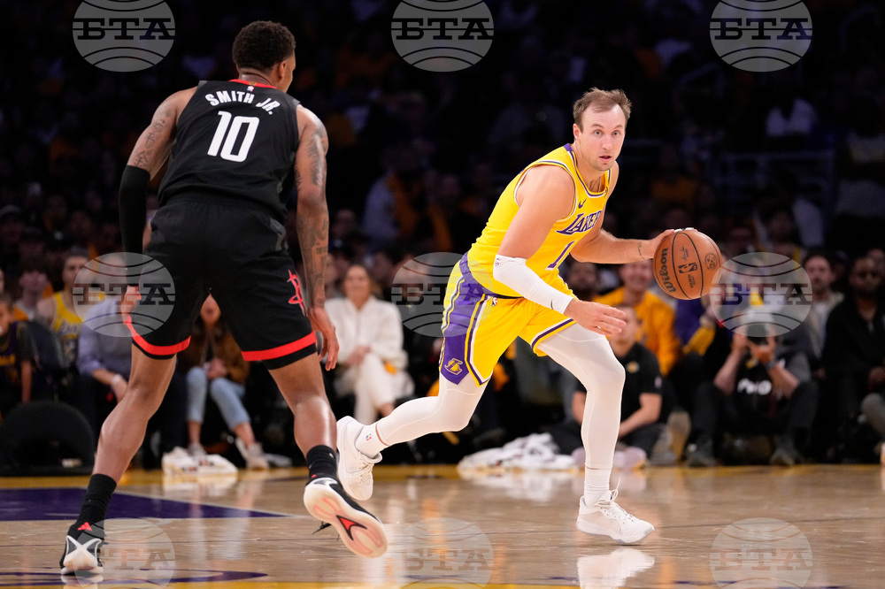 Rockets Lakers Basketball