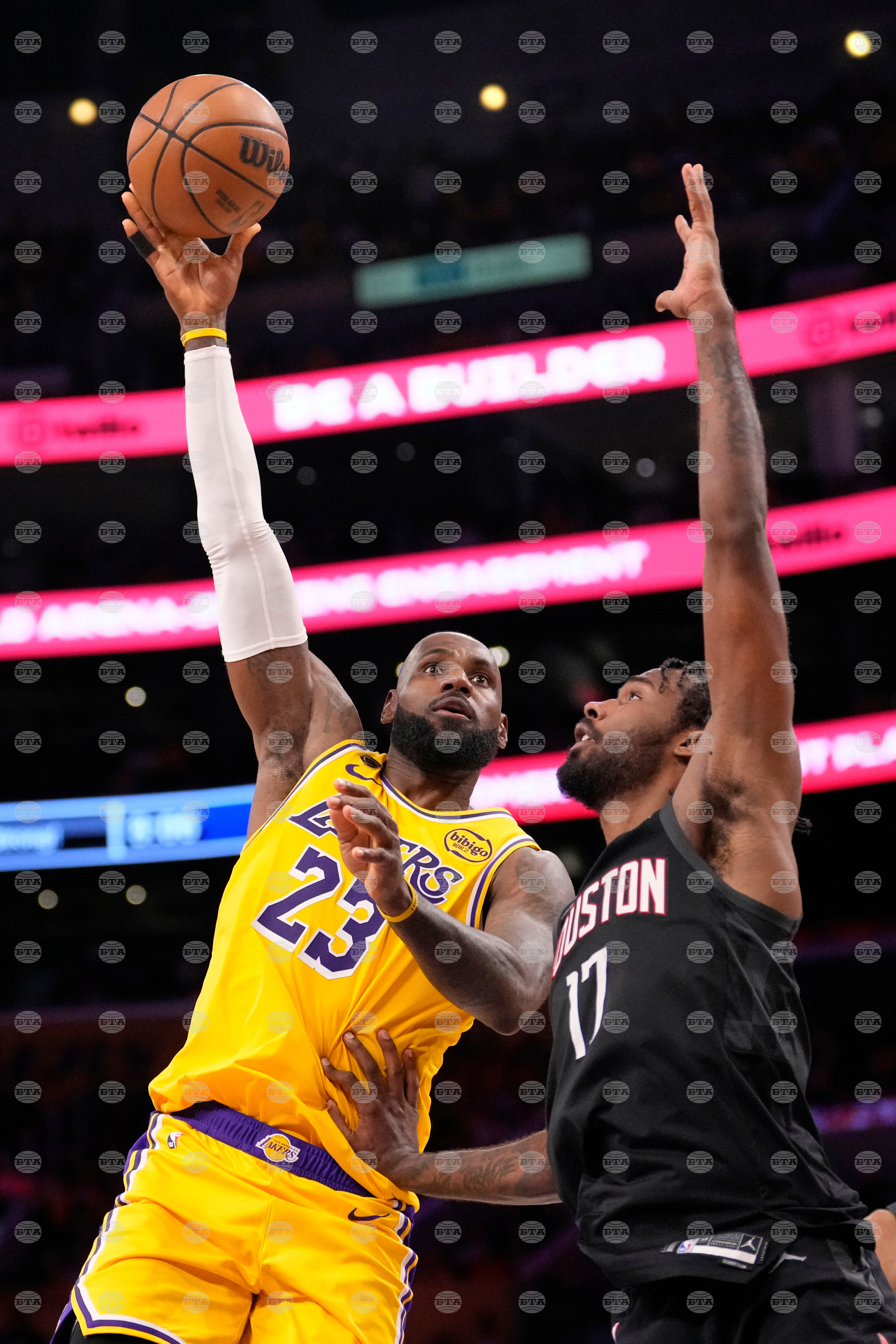 Rockets Lakers Basketball