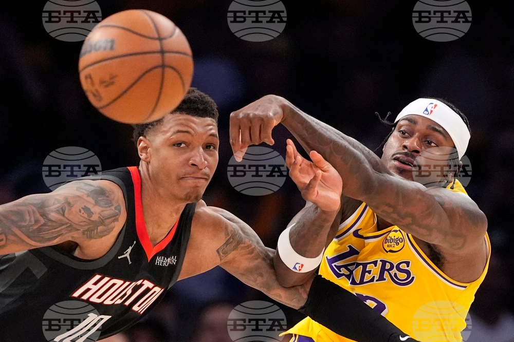 Rockets Lakers Basketball