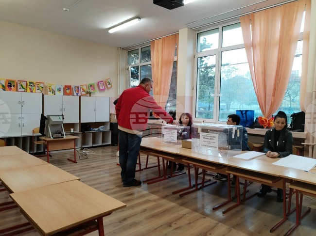 Нормално започна изборният ден в област Сливен