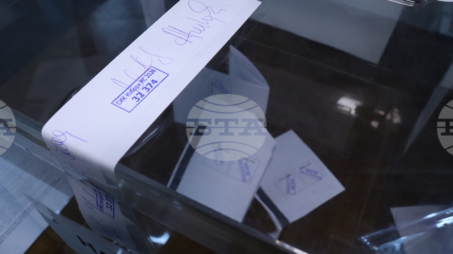 Изборният ден в 24-ти МИР в София започна нормално