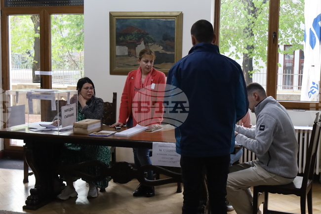 Навреме затвори единствената избирателна секция в Румъния; 316 българи са упражнили правото си на глас