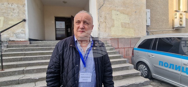 Проблеми с машините и липсващи членове белязаха началото на изборния ден в Хасково, съобщиха от РИК