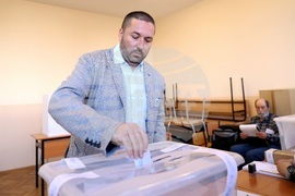 Парламентарни избори - Николай Попов - гласуване