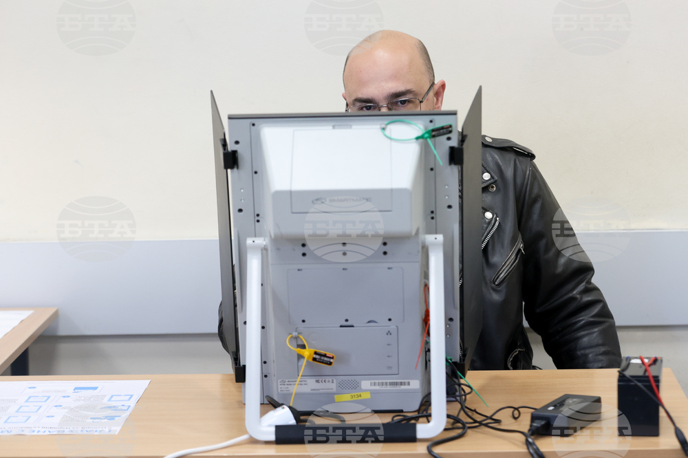 Парламентарни избори - НПМГ "Акад. Любомир Чакалов" - гласуване