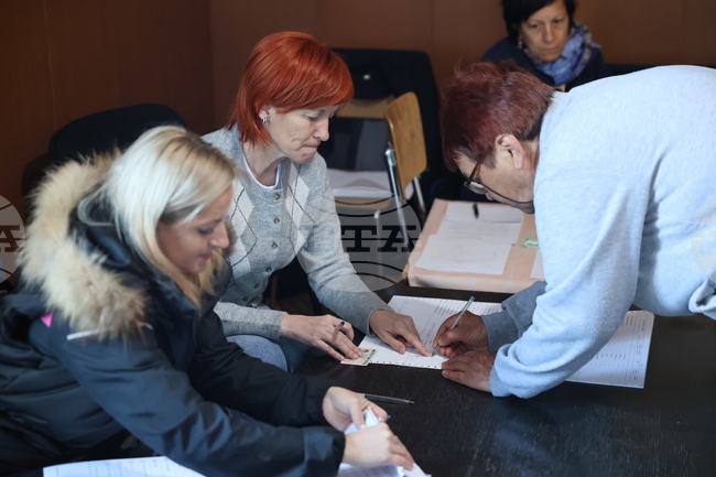 При обработени 38,68 % протоколи на секционните комисии в област Благоевград "Прогресивна България" получава 41,34 %, втори са ГЕРБ-СДС с 23,41 %