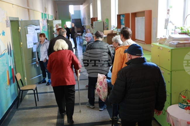 Избирателната активност в Русенско към 11:00 ч. е 13,30 процента