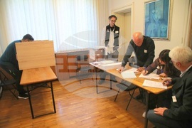 Сърбия - парламентарни избори - гласуване