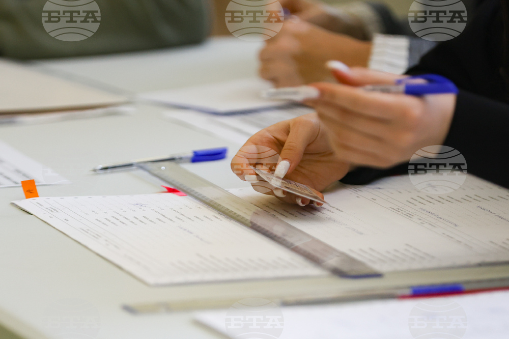 Парламентарни избори - Детска градина 175 „Слънчеви лъчи“ - гласуване