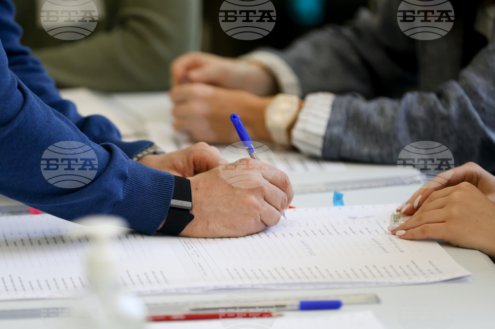 Парламентарни избори - Детска градина 175 „Слънчеви лъчи“ - гласуване