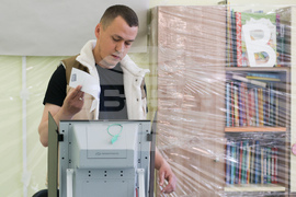 Парламентарни избори - Детска градина 175 „Слънчеви лъчи“ - гласуване