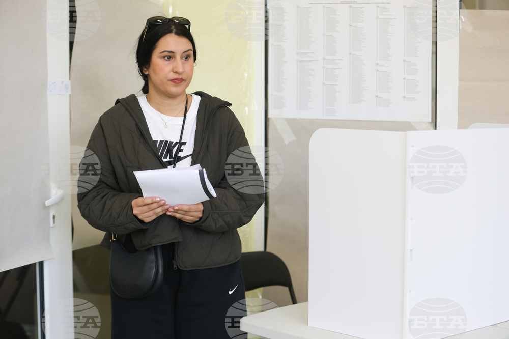 Парламентарни избори - Детска градина 175 „Слънчеви лъчи“ - гласуване