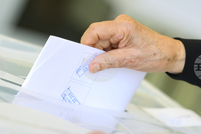 При 41,20% обработени протоколи „Прогресивна България“ води с 44,4%, на второ място е ПП-ДБ с 14,9%, съобщиха от ЦИК