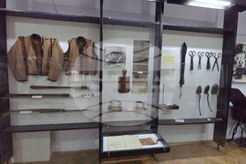 Тетевен - Априлско въстание - музей - знамена