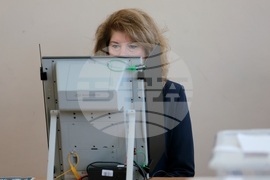 Парламентарни избори - Илияна Йотова - гласуване