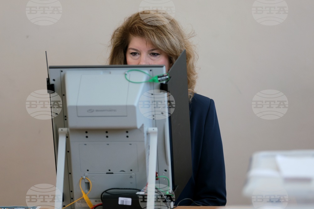 Парламентарни избори - Илияна Йотова - гласуване