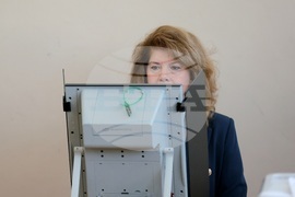 Парламентарни избори - Илияна Йотова - гласуване