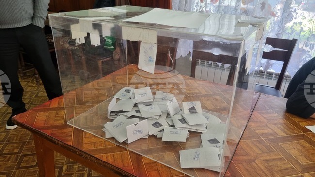 До обяд в болницата в Търговище са гласували всички 29 души, предварително заявили желание 