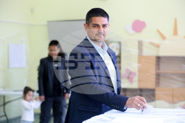 Парламентарни избори - Радостин Василев - гласуване