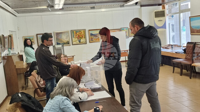 РИК – Смолян разгледа жалба за присъствие на кмет в секция за гласуване