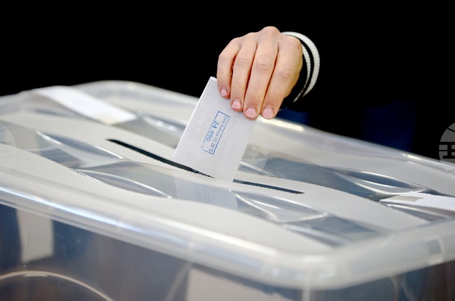 При 98,78% обработени протоколи „Прогресивна България“ води с 44,7%, втори са ГЕРБ-СДС с 13,4%, съобщиха от ЦИК