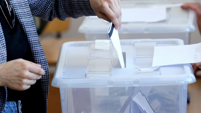 Избирателната активност на вота на 19 април е била 51,11%