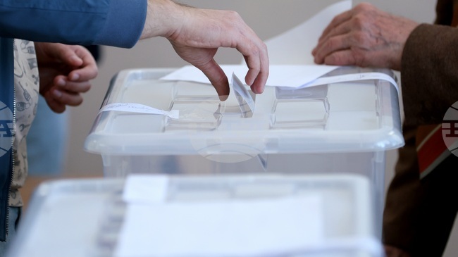 При 97,52% обработени протоколи „Прогресивна България“ води с 44,7% подкрепа, втори са ГЕРБ-СДС с 13,3%, съобщиха от ЦИК