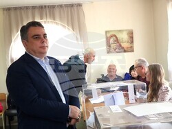 Хасково - парламентарни избори - Асен Василев - гласуване