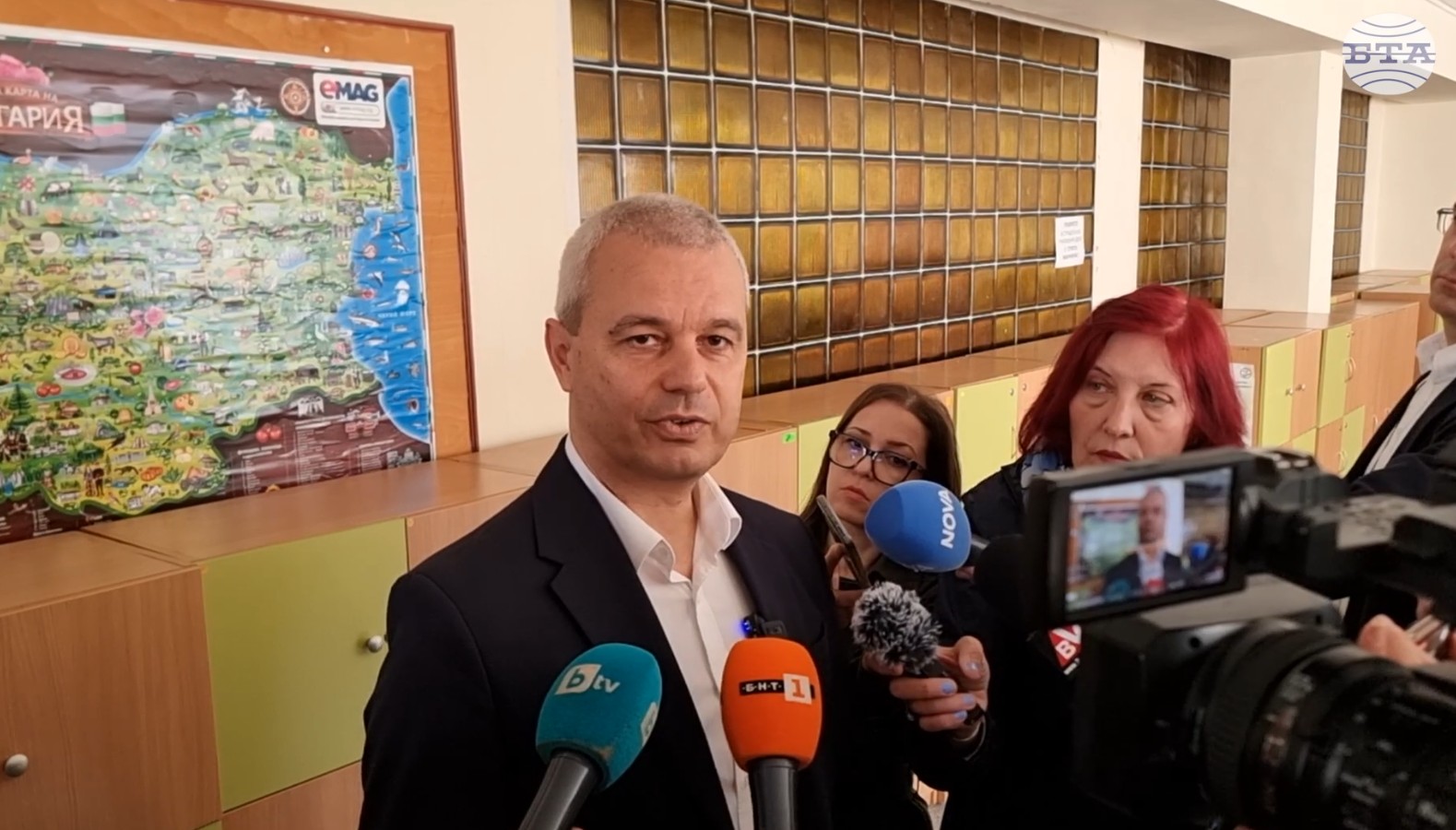 Най-хубавото е, когато хората излязат да гласуват, каза лидерът на "Възраждане" Костадин Костадинов