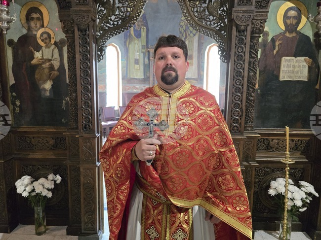 Вярата изисква доверие, а не непрекъснато доказателство чрез сетивата, каза отец Благовест във Видин