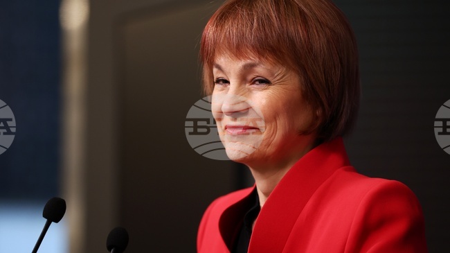 Днес очакваме 13 - те депутати, които са избрани в два района, да изберат в кой да останат, каза говорителят на ЦИК Росица Матева