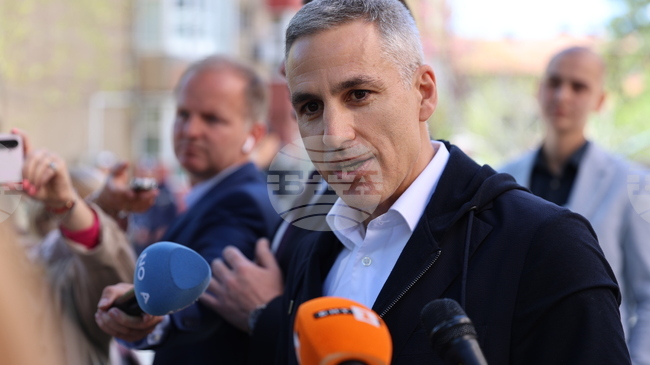 Prime Minister Gurov Votes for Ideas and Policies 