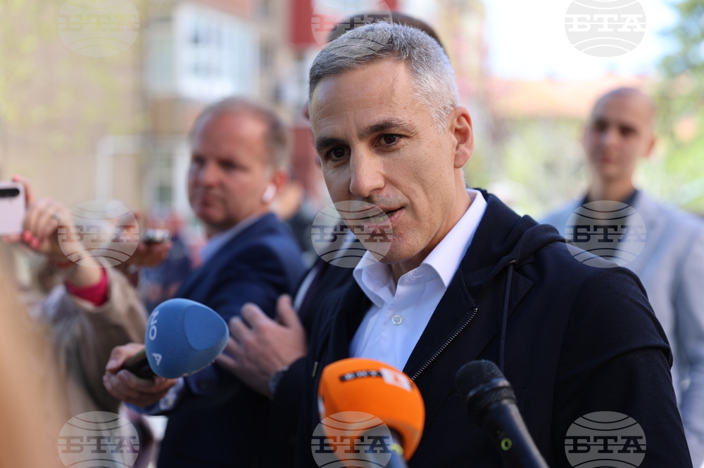 Prime Minister Gurov Votes for Ideas and Policies 