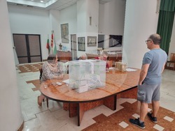 Македония - Скопие - парламентарни избори - България - гласуване