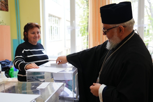 Гласувах за една по-добре устроена България, каза Старозагорският митрополит Киприан