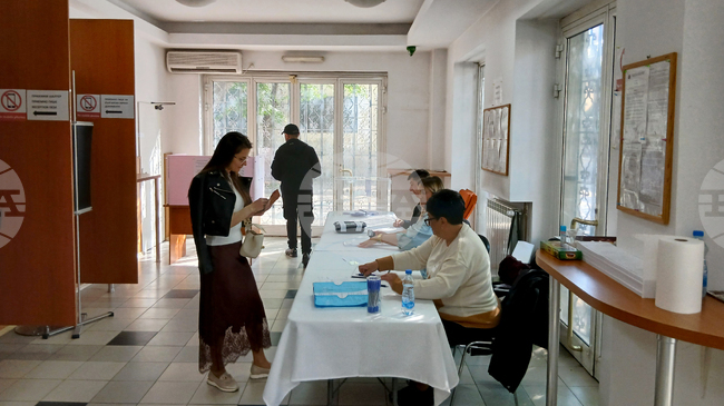 В Ниш изборният ден протича спокойно