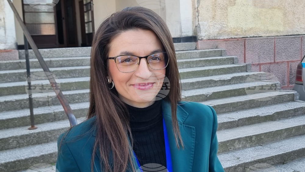 Избирателната активност в област Хасково към 16:00 часа е 37,12 процента, в Любимец доставят допълнителни бюлетини, съобщиха от РИК