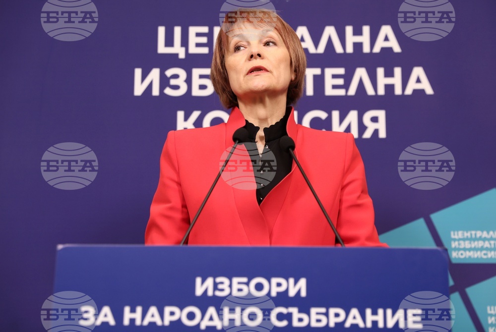 Централна избирателна комисия - избори - брифинг - Росица Матева