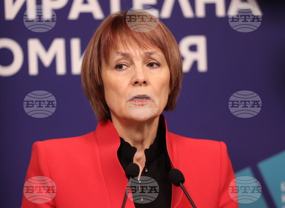 Централна избирателна комисия - избори - брифинг - Росица Матева