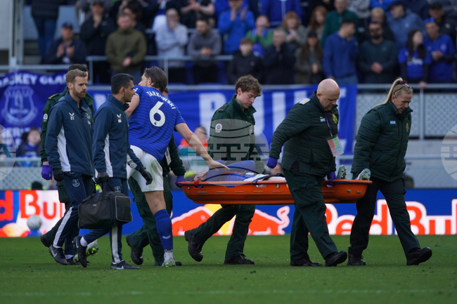 Мениджърът на Ливърпул Арне Слот: „Мамардашвили има отворена рана, но не мисля, че е сериозна травма“